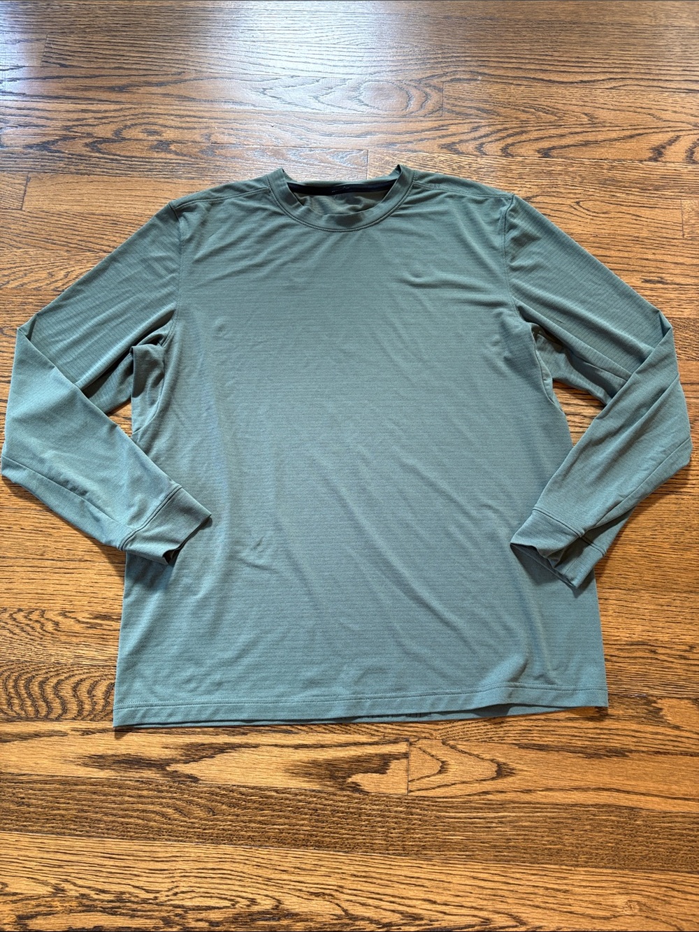 Lululemon Men's Long-Sleeve Crew Neck Shirt - Sage Green, L